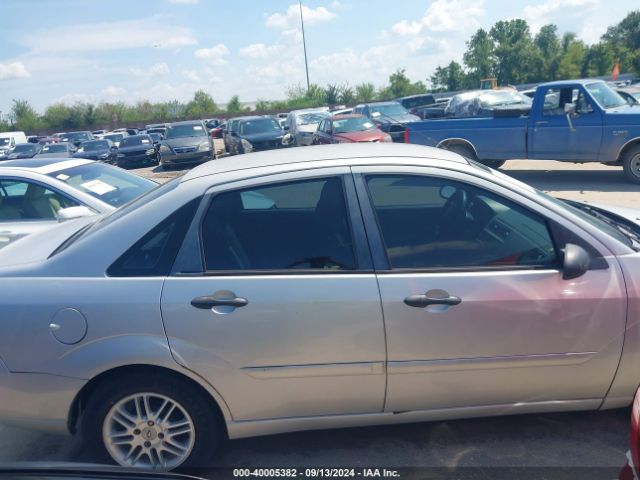 1FADP3K29HL342320 Ford FOCUS SE