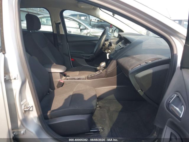 1FADP3K29HL342320 Ford FOCUS SE
