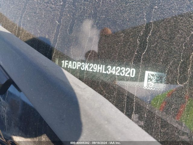 1FADP3K29HL342320 Ford FOCUS SE