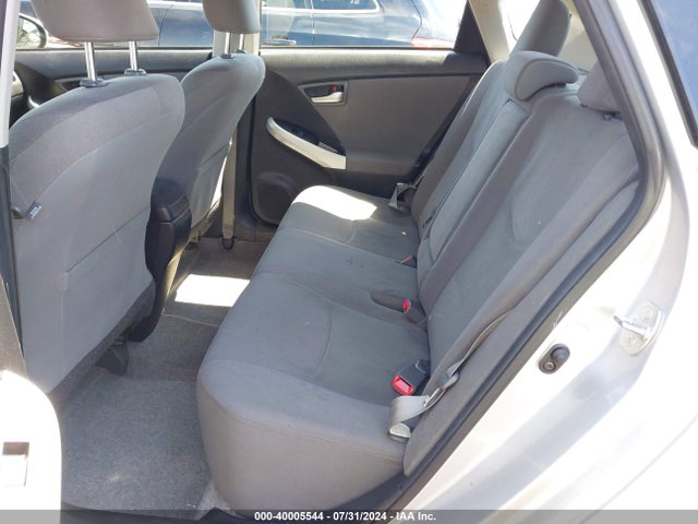 Toyota Prius Three 2014 JTDKN3DU2E1827881 Image 8