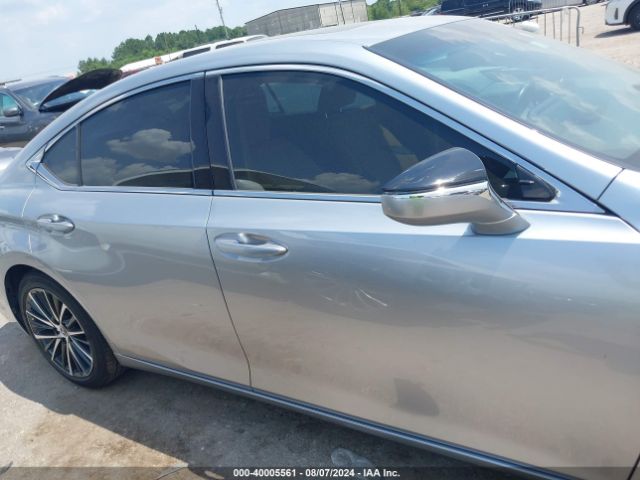58ADA1C11PU028955 Lexus ES 300H