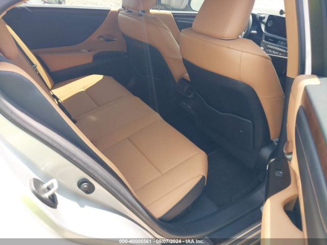 58ADA1C11PU028955 Lexus ES 300H