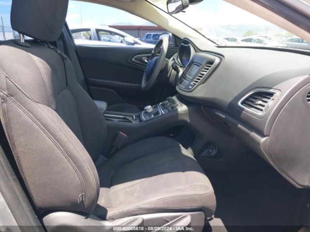 1C3CCCAB2FN625943 Chrysler 200 Limited