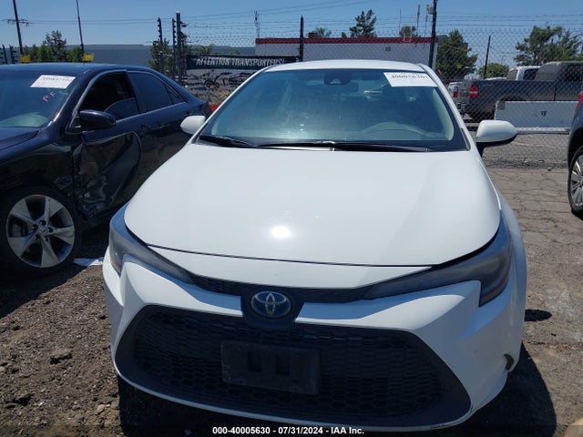 Toyota Corolla Hybrid Le 2022 JTDEAMDEXN3007334 Image 13