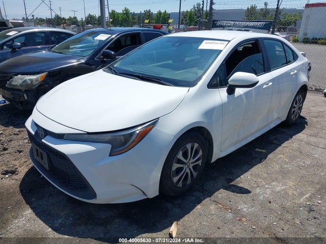 Toyota Corolla Hybrid Le 2022 JTDEAMDEXN3007334 Image 2