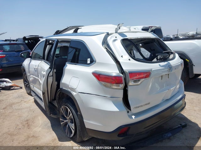 Toyota Highlander Xle V6 2016 5TDKKRFH2GS140627 Image 3