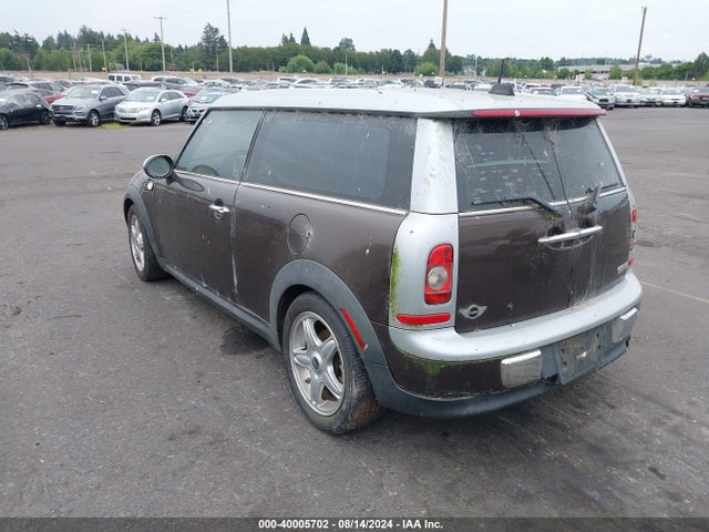 2008 MINI COOPER CLUBMAN WMWML33538TJ45851 Photo 2