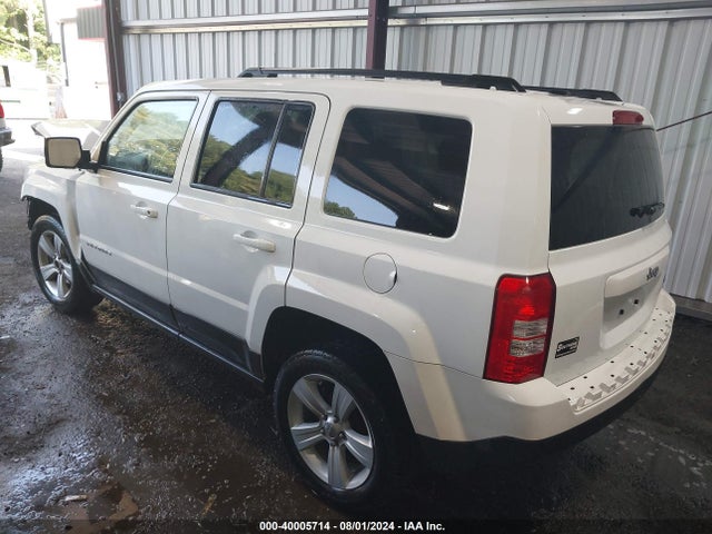 1C4NJPFB7GD590172 Jeep Patriot Latitude