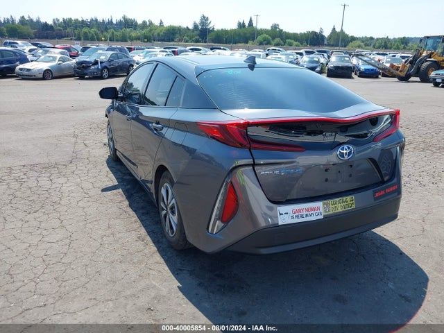 Toyota Prius Prime Premium 2018 JTDKARFP7J3079617 Image 3