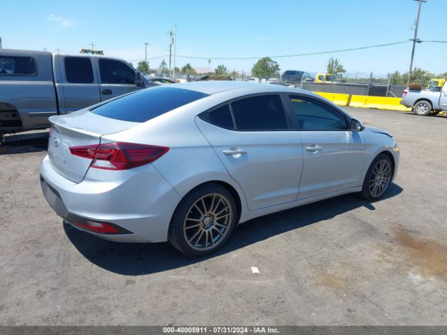 KMHD74LF7LU929695 Hyundai ELANTRA SE