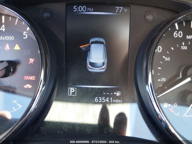 JN1BJ1CR5HW136173 Nissan Rogue Sport Sl
