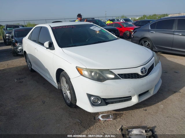 Toyota CAMRY SE 2014 4T1BF1FK0EU767588 zdjęcie główne