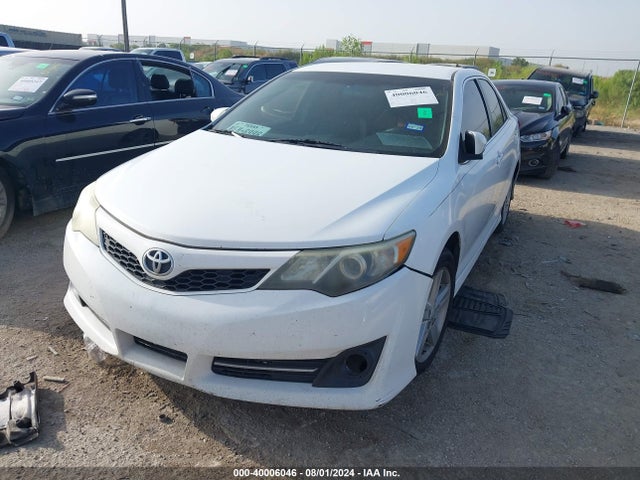 Toyota CAMRY SE 2014 4T1BF1FK0EU767588 Image 2