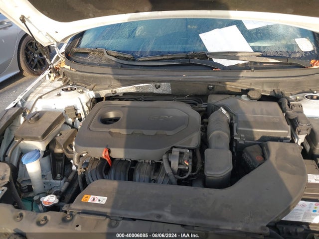 Hyundai SONATA SE 2016 5NPE24AF5GH268257 Image 10