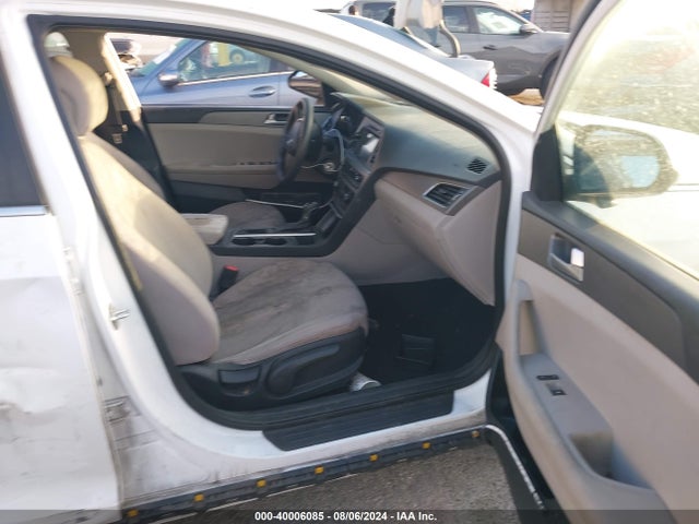 Hyundai SONATA SE 2016 5NPE24AF5GH268257 Image 5