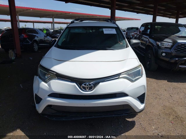 Toyota RAV4 LE 2016 2T3BFREV7GW475151 Image 11