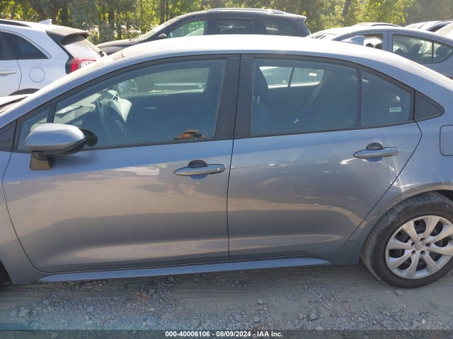 Toyota COROLLA LE 2021 5YFEPMAE2MP247339 Image 14