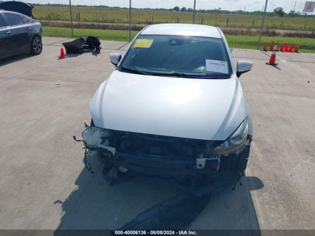 3MZBN1V34JM183479 Mazda Mazda3 Touring
