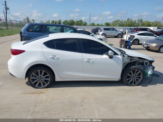 3MZBN1V34JM183479 Mazda Mazda3 Touring