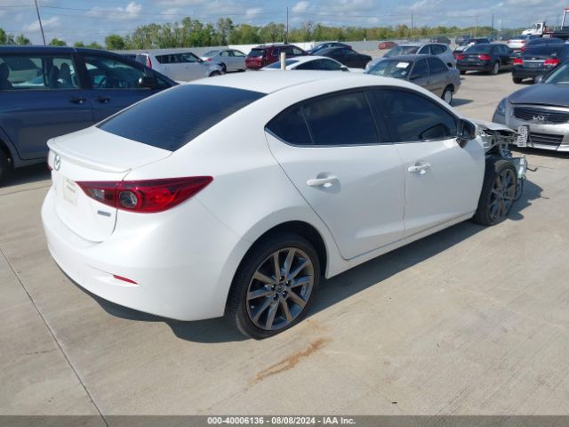 3MZBN1V34JM183479 Mazda Mazda3 Touring