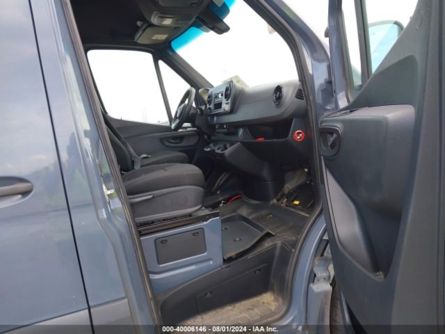 WD4PF1CD6KP142760 Mercedes-Benz Sprinter 2500 High Roof V6