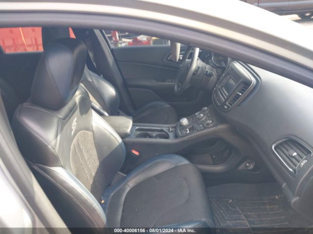 1C3CCCBG7GN117964 Chrysler 200 S