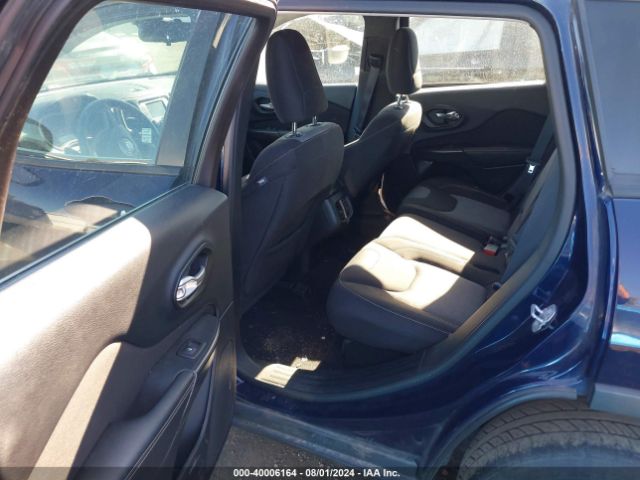 1C4PJMAB0GW118091 Jeep Cherokee Sport