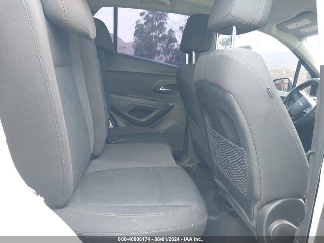 Chevrolet TRAX LS 2017 3GNCJNSB0HL239866 Image 8