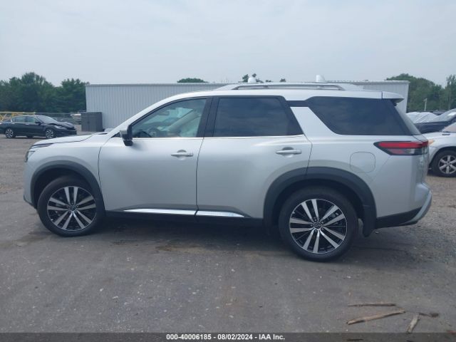 5N1DR3DJXRC206056 Nissan Pathfinder Platinum 4wd
