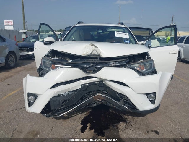 Toyota Rav4 Xle 2018 JTMWFREV4JJ735061 Image 6