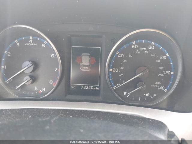 Toyota Rav4 Xle 2018 JTMWFREV4JJ735061 Image 7