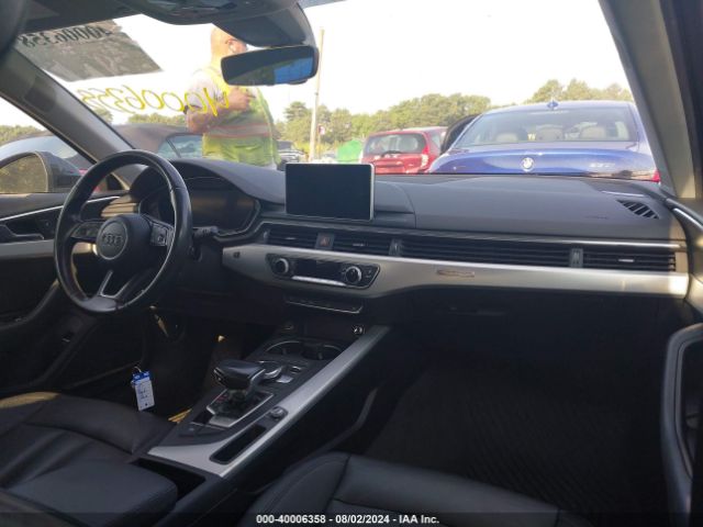 2017 AUDI A4 WAUENAF43HN055979 Photo 4