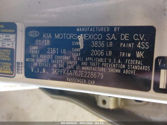 KIA FORTE LX 2018 3KPFK4A76JE228679 Image 9