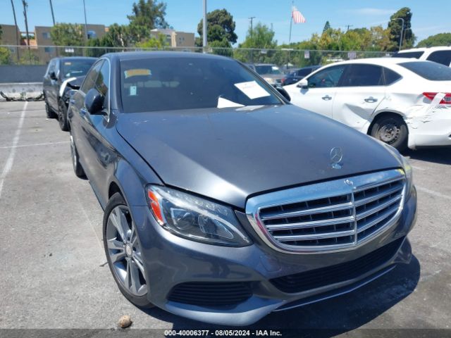 55SWF4JB3FU093105 Mercedes-Benz C 300 Luxury/sport