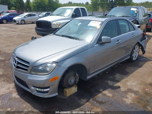 WDDGF8AB3EA960139 Mercedes-Benz C 300 Luxury 4matic/sport 4matic