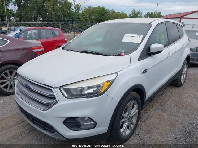 Ford ESCAPE SE 2017 1FMCU0GD2HUE38898 Image 2