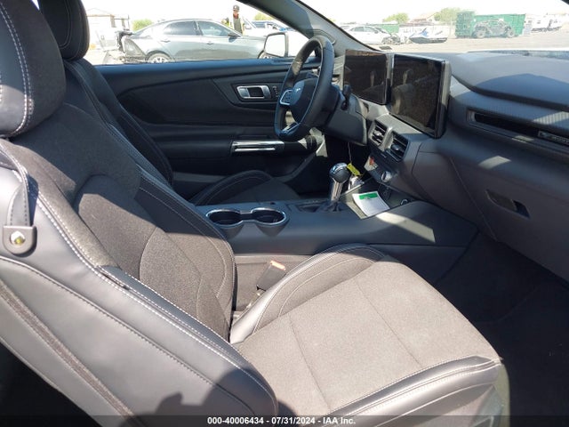 Ford Mustang Ecoboost Fastback 2024 1FA6P8TH3R5107409 Image 5