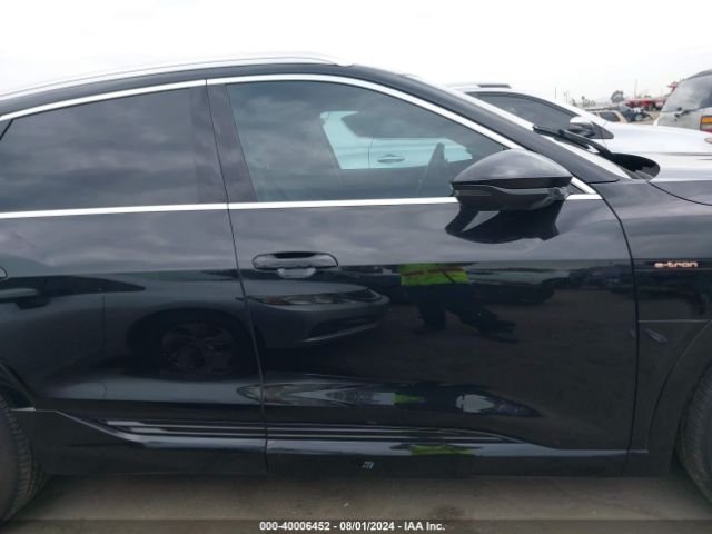 WA1VABGE5KB011092 Audi E-tron Premium Plus