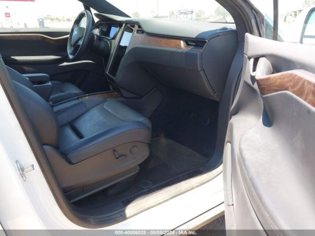 5YJXCBE22JF101300 Tesla Model X 100d/75d/p100d