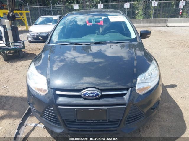 1FADP3K24EL307678 Ford FOCUS SE