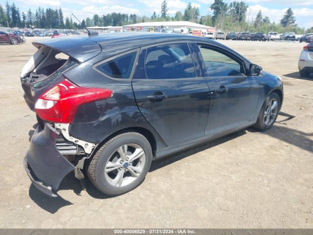 1FADP3K24EL307678 Ford FOCUS SE
