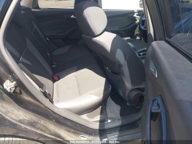 1FADP3K24EL307678 Ford FOCUS SE
