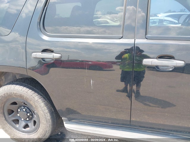 Chevrolet Tahoe Commercial 2014 1GNLC2E05ER222035 Image 17