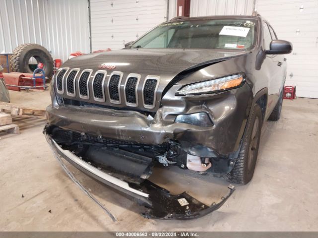 1C4PJMCS8GW285697 Jeep Cherokee 75th Anniversary
