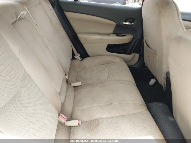 1C3CCBAB3EN141546 Chrysler 200 LX