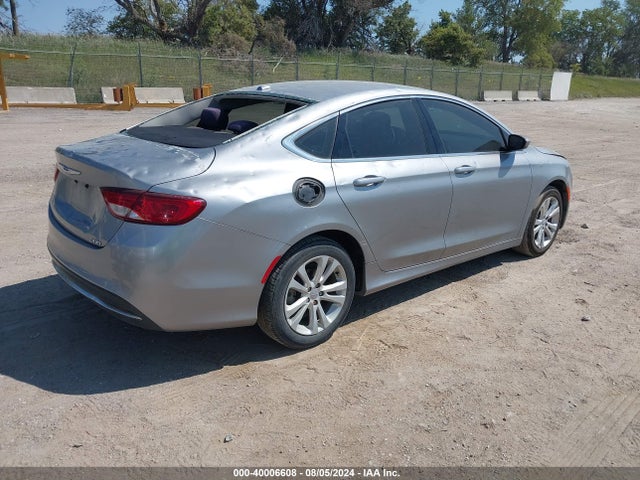 Chrysler 200 Limited 2015 1C3CCCAB2FN596024 Image 4
