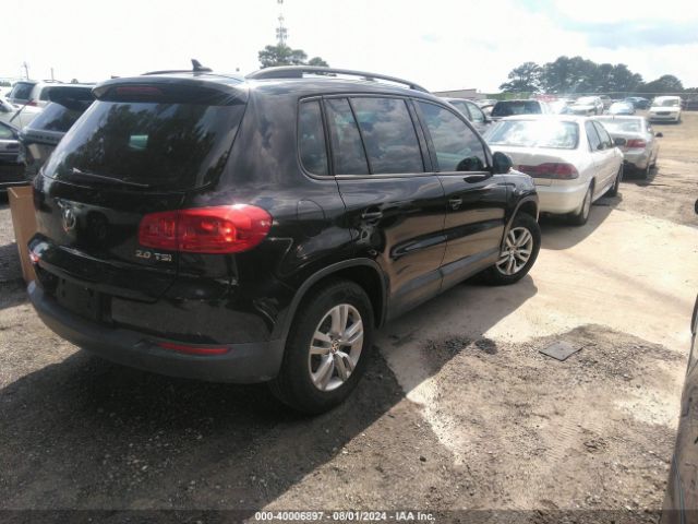 WVGAV7AX9FW563141 Volkswagen TIGUAN S