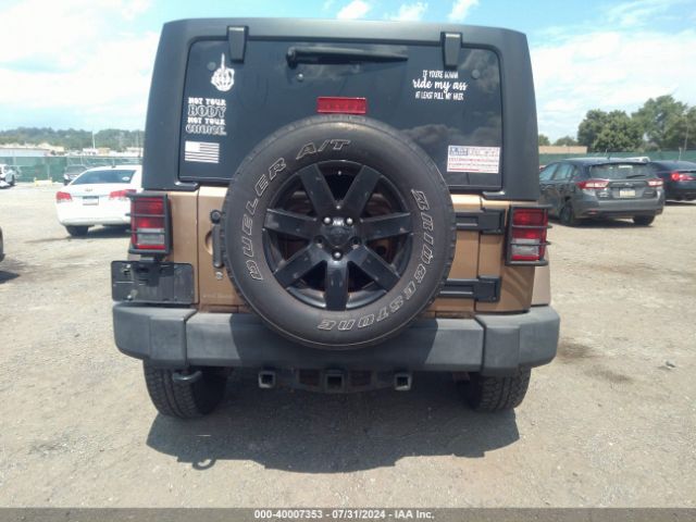1C4HJWEG6FL697528 Jeep Wrangler Unlimited Sahara