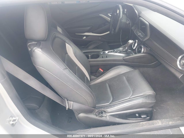 Chevrolet Camaro 2lt 2019 1G1FD1RS4K0150410 Image 5