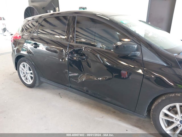 Ford FOCUS SE 2018 1FADP3K2XJL214349 Image 6